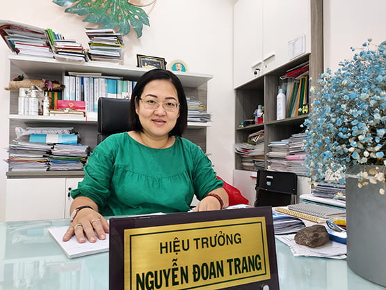 Cô Nguyễn Đoan Trang (Hiệu trưởng Trường THCS Nguyễn Du, Q.1)
